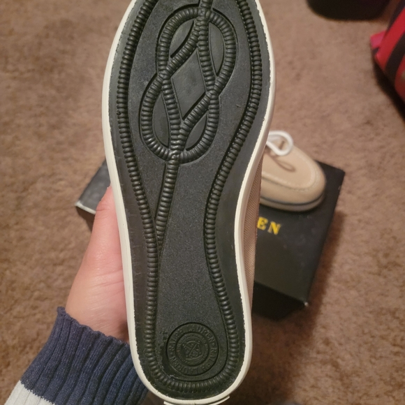 Shoes - Picture 3 of 5